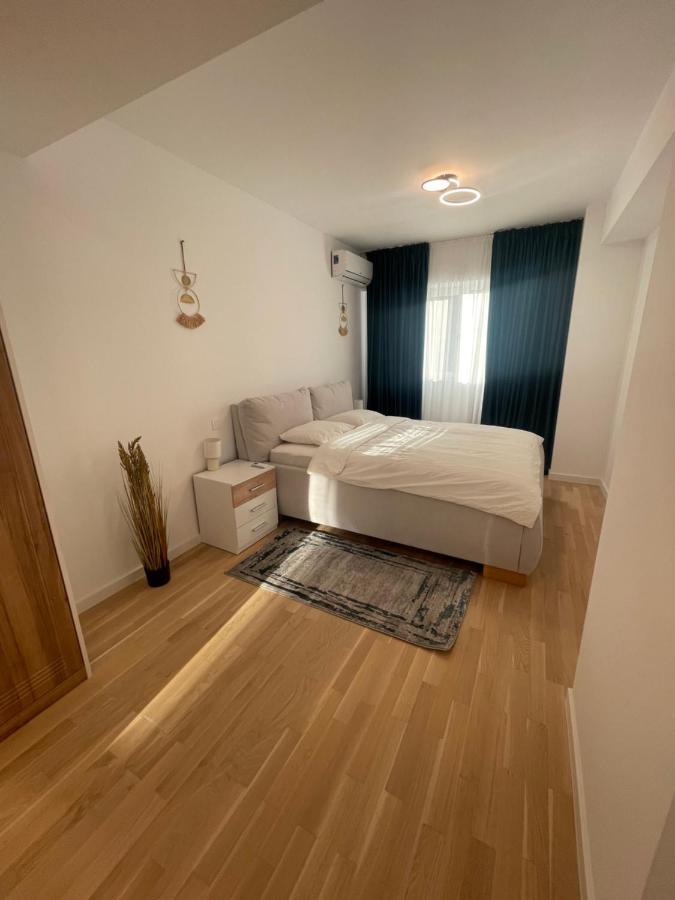 C-Entral Apartments Bucharest With Private Parking Exterior photo