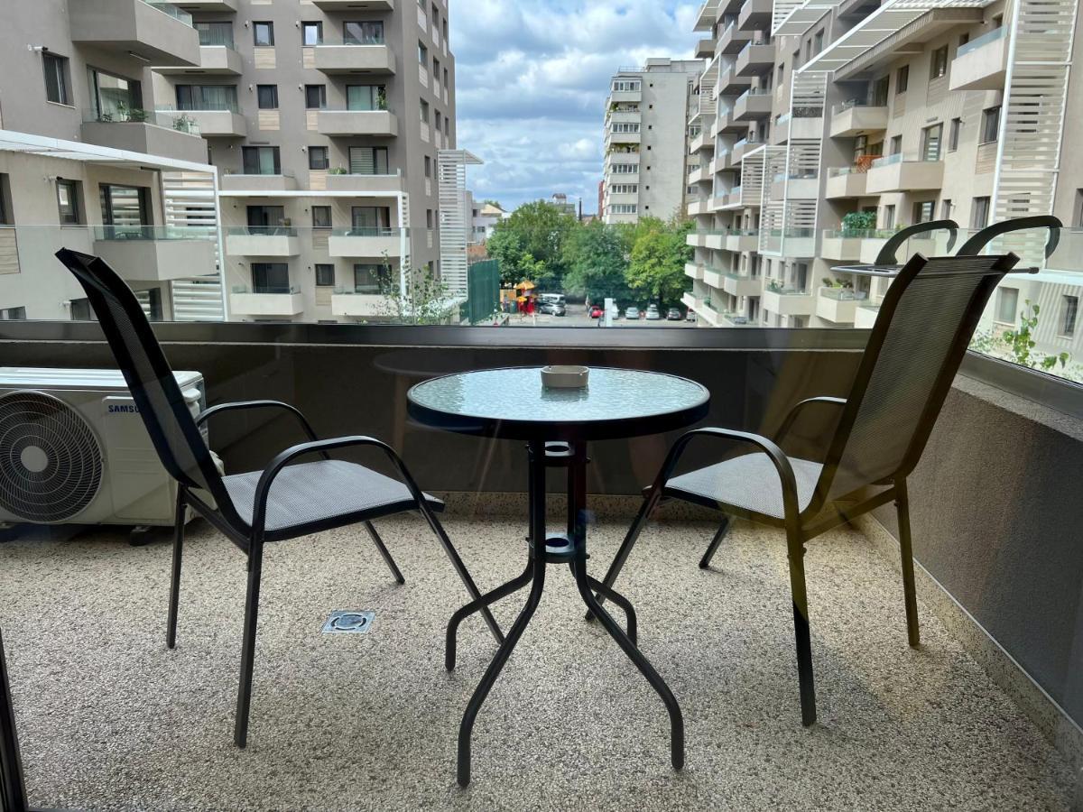 C-Entral Apartments Bucharest With Private Parking Exterior photo