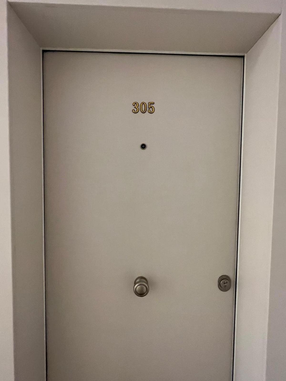C-Entral Apartments Bucharest With Private Parking Exterior photo